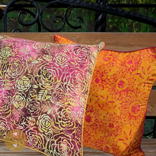 Load image into Gallery viewer, Honeydew Cotton Hand-Stamped Unique Batik Pillow Cover (16&quot;)
