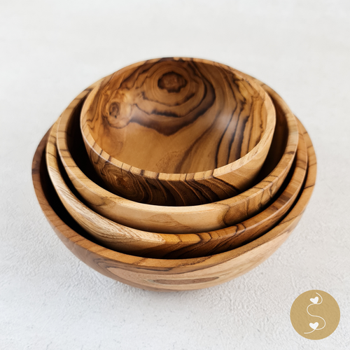 Joyhouseofseratku_Glee Teak Wood bowl turning, wooden bowls and plates. Enhance your dining experience with our exquisite wooden bowls with lids, featuring teak salad bowls set that add elegance to your table setting, the perfect wooden bowls for eating delicious dishes.