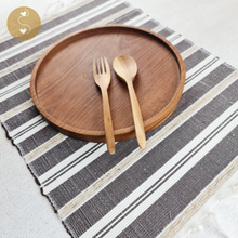 Load image into Gallery viewer, Joyhouseofseratku_Jujube vetiver root placemats the upcycled products
